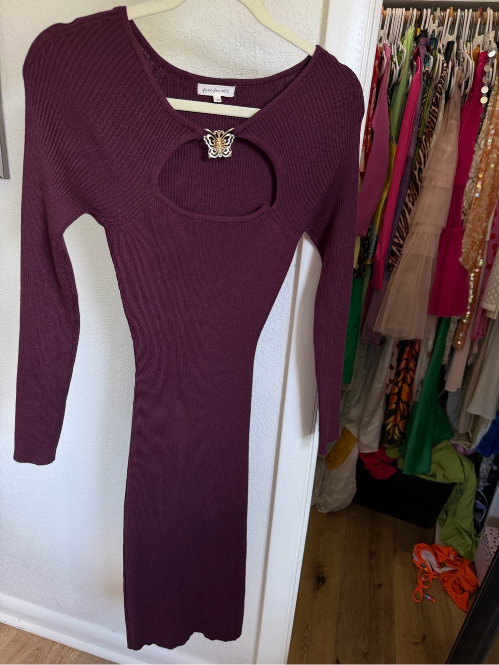 Ribbed Cutout Midi Dress in Deep Plum - Women's - Picture 2 of 5